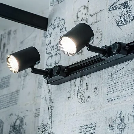 Hotel A&m With Free Parking