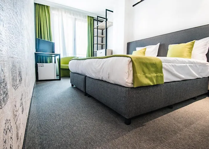 A&m With Free Parking Hotel 3*