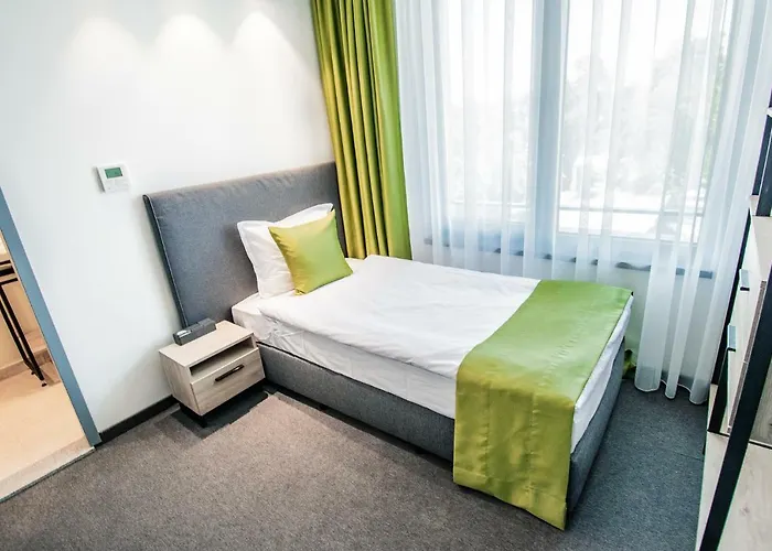 A&m With Free Parking Hotel 3*