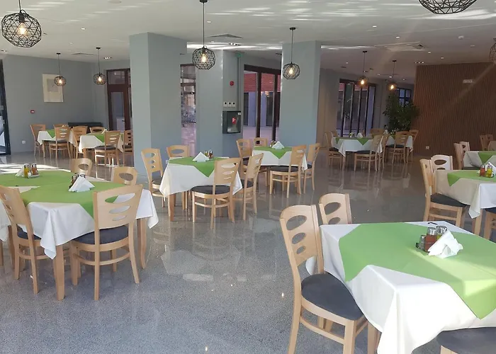 Hotel A&m With Free Parking 3*