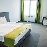 A&m With Free Parking Hotell