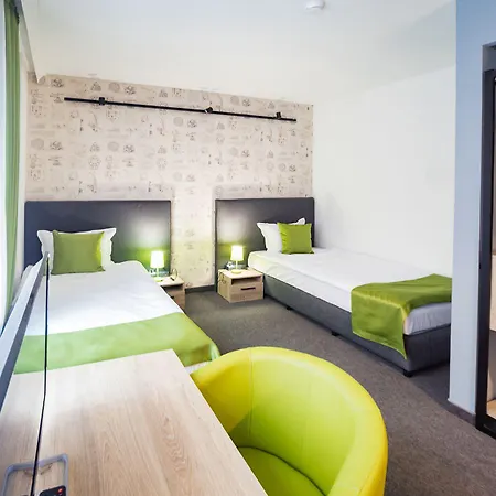 A&m With Free Parking 3*