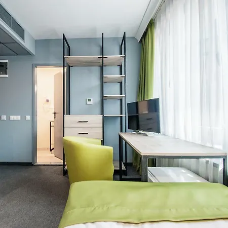 A&m With Free Parking Hotel 3*