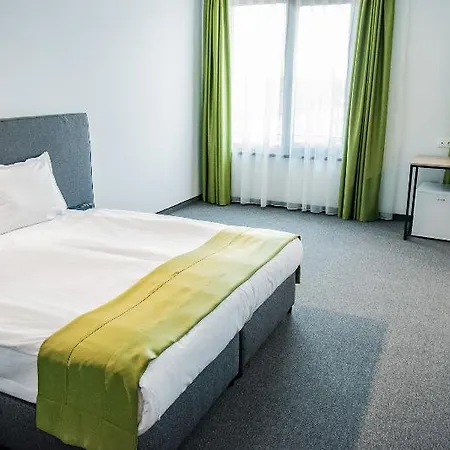 A&m With Free Parking Hotel