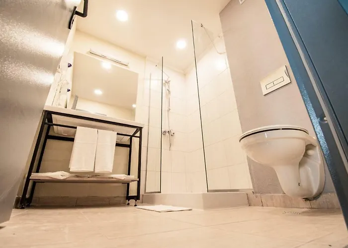 A&m With Free Parking 酒店